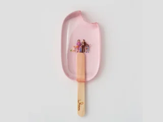 iurum ศิลปินชาวเกาหลีที่นำเรซิ่นมาสร้างเป็นไอศกรีมที่มีความสมจริงและสวยงาม